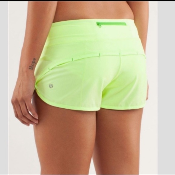 Lululemon Run: Speed Short in
Faded Zap. Size 2.
Pristine Condition. - Picture 2 of 9